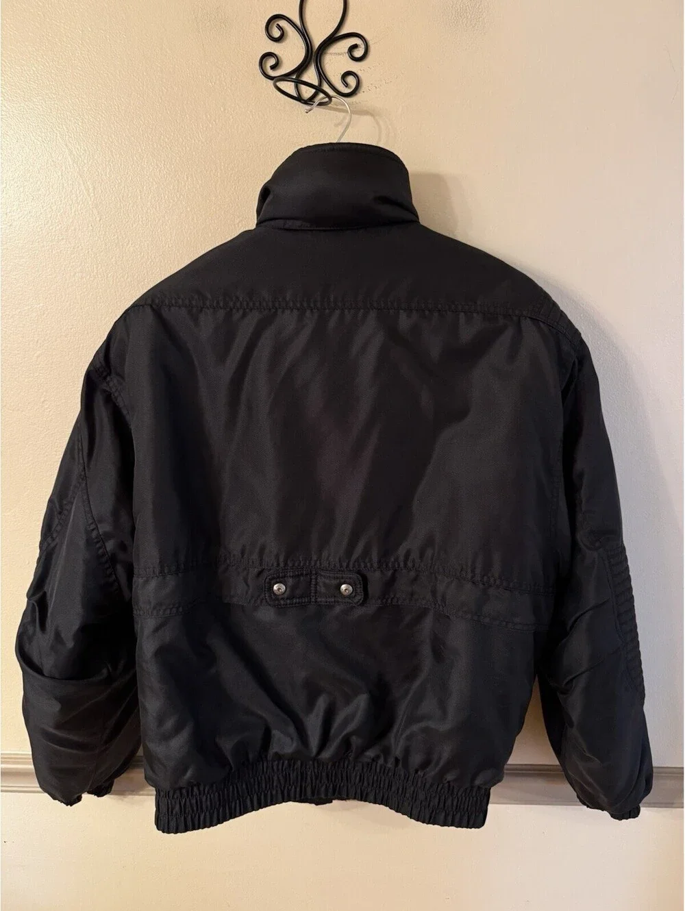Descente Ski Jacket Insulated Full Zip Stowaway Hood Size L Black Vintage Y2K